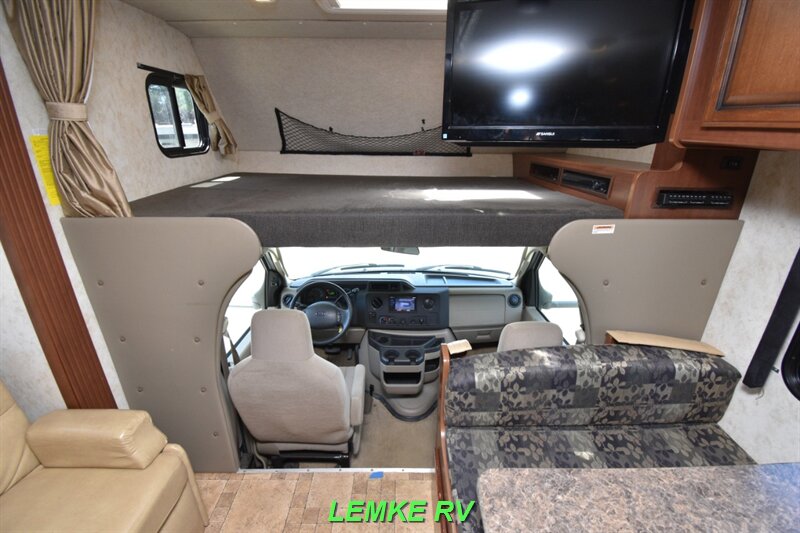 2012 Fleetwood Tioga Ranger 31N   - Photo 15 - Rocklin, CA 95677