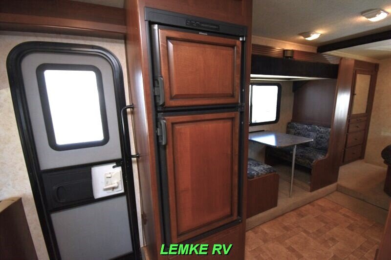 2012 Fleetwood Tioga Ranger 31N   - Photo 13 - Rocklin, CA 95677