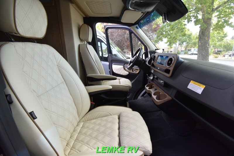 2023 Midwest Automotive Passage 170 EXT MD2   - Photo 25 - Rocklin, CA 95677