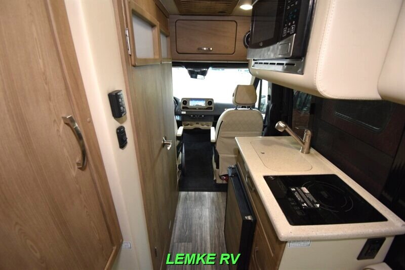 2023 Midwest Automotive Design Passage 170 EXT MD2   - Photo 5 - Rocklin, CA 95677