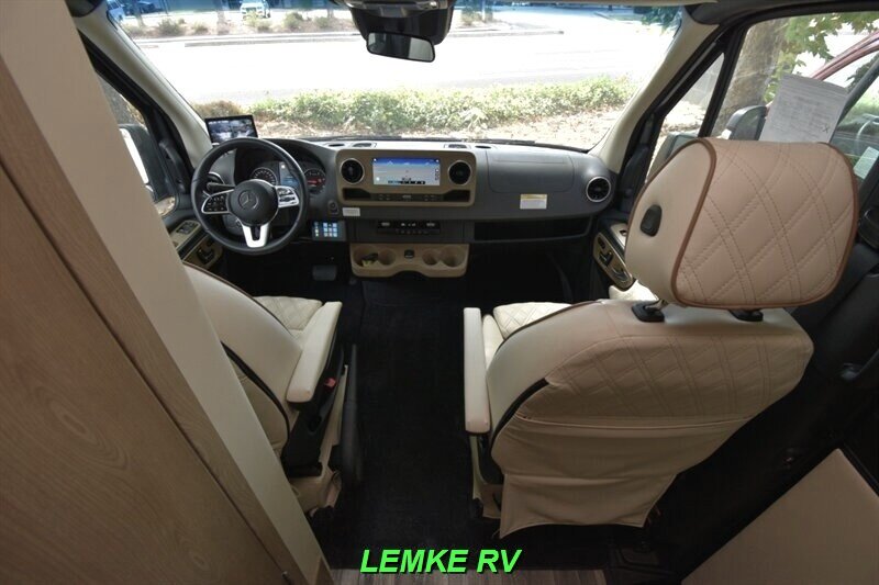 2023 Midwest Automotive Design Passage 170 EXT MD2   - Photo 26 - Rocklin, CA 95677
