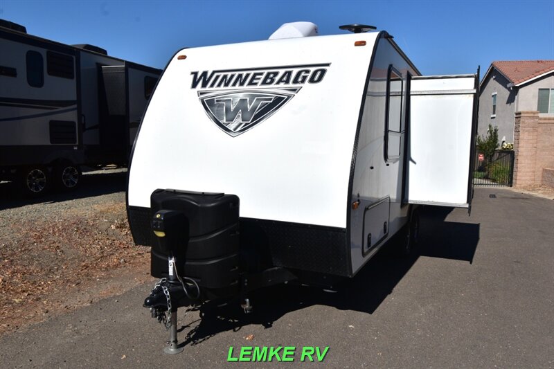 2019 Winnebago Micro Minnie 2108DS   - Photo 6 - Rocklin, CA 95677