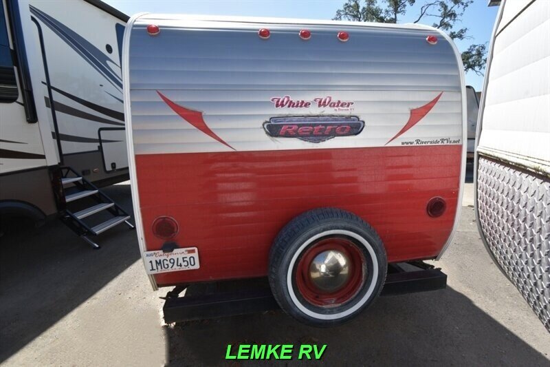 2016 Riverside RV Retro 166   - Photo 21 - Rocklin, CA 95677