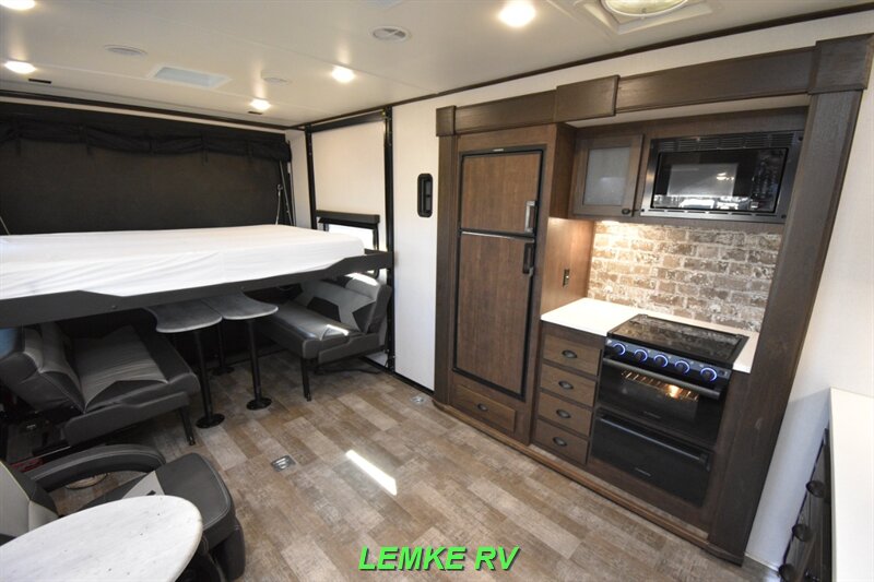 2021 Forest River XLR Hyperlite 2815   - Photo 11 - Rocklin, CA 95677