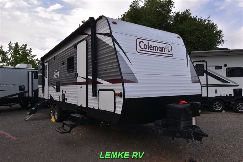 2020 Dutchmen Coleman Lantern 285BH   - Photo 1 - Rocklin, CA 95677
