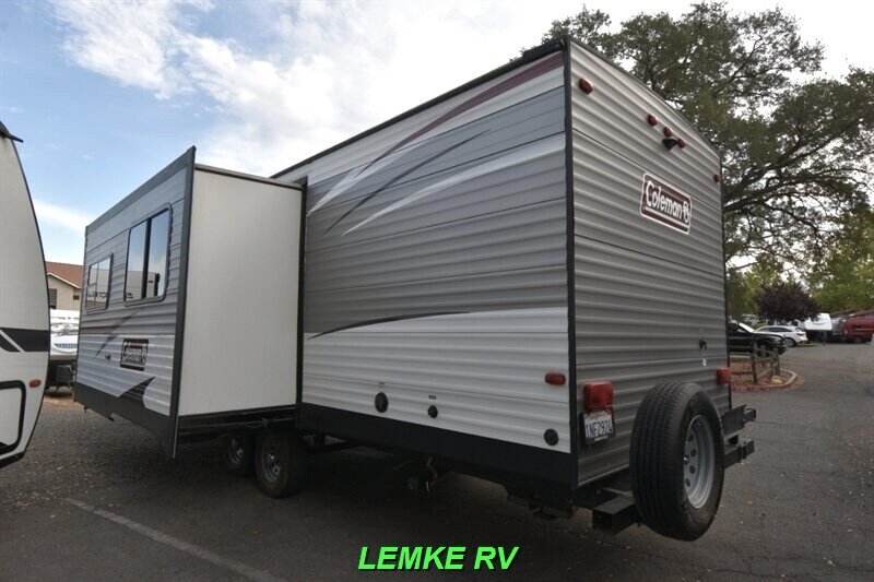 2020 Dutchmen Coleman Lantern 285BH   - Photo 7 - Rocklin, CA 95677