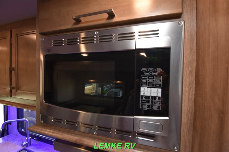 2020 Entegra Odyssey 24B   - Photo 30 - Rocklin, CA 95677