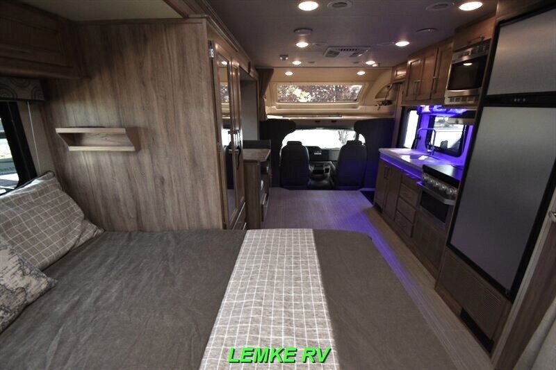 2020 Entegra Odyssey 24B   - Photo 18 - Rocklin, CA 95677