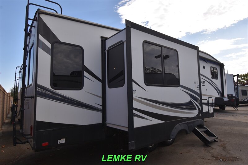 2020 Forest River Sabre 270RL   - Photo 8 - Rocklin, CA 95677