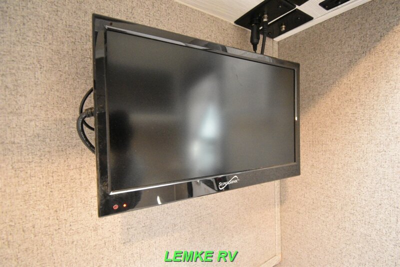 2018 Forest River Flagstaff E-Pro E12RK   - Photo 16 - Rocklin, CA 95677