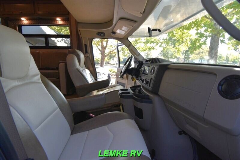 2019 Entegra Coach Odyssey 29V   - Photo 28 - Rocklin, CA 95677