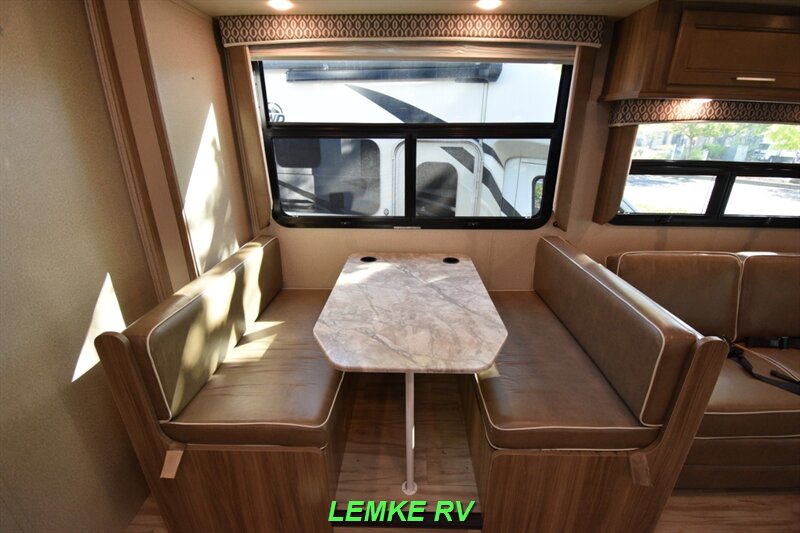 2019 Entegra Odyssey 29V   - Photo 14 - Rocklin, CA 95677