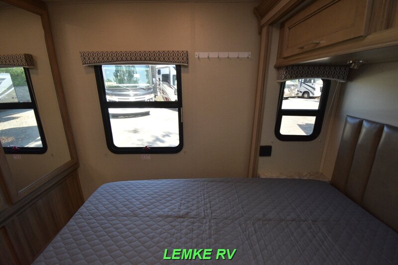 2019 Entegra Odyssey 29V   - Photo 20 - Rocklin, CA 95677