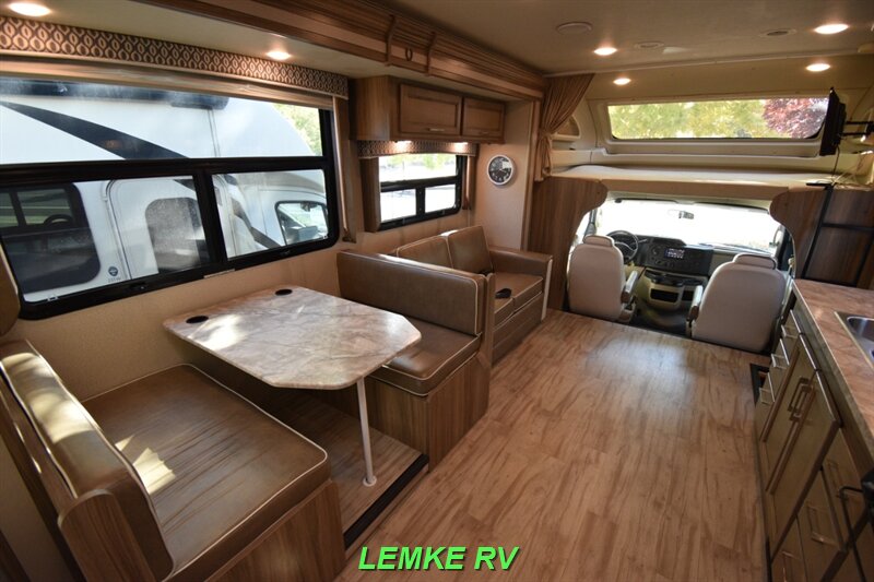2019 Entegra Odyssey 29V   - Photo 22 - Rocklin, CA 95677