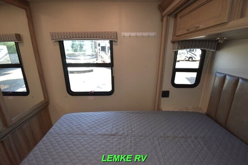 2019 Entegra Coach Odyssey 29V   - Photo 18 - Rocklin, CA 95677