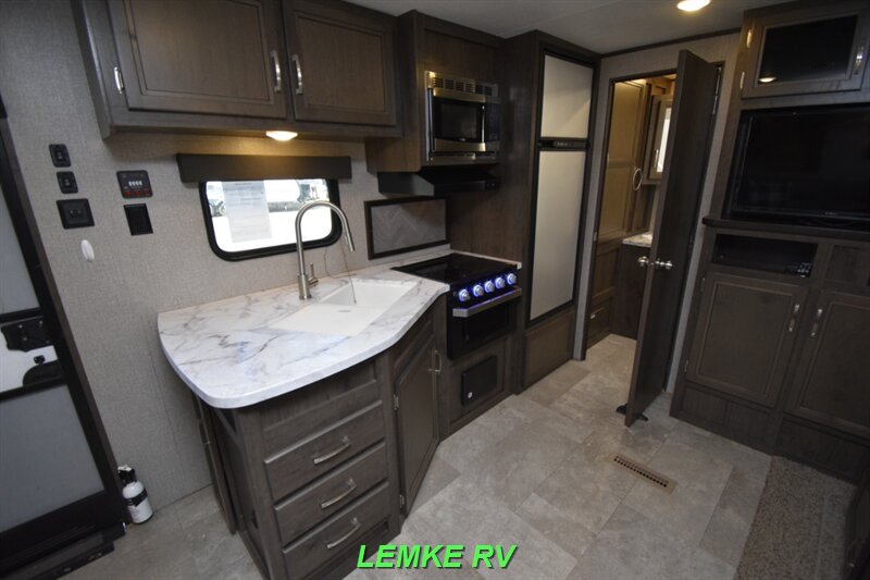 2020 Jayco Jay Flight SLX 248RBSW   - Photo 11 - Rocklin, CA 95677