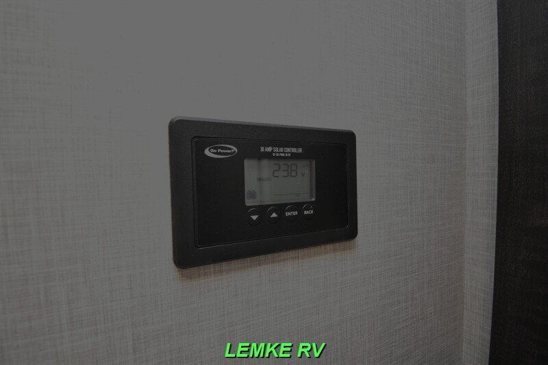 2024 Jayco Jay Feather 22BH   - Photo 20 - Rocklin, CA 95677