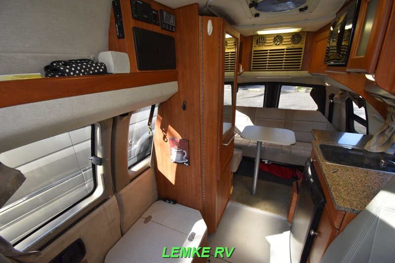 2010 Roadtrek 170 Versatile   - Photo 13 - Rocklin, CA 95677