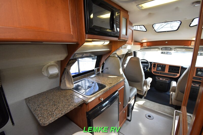 2010 Roadtrek 170 Versatile   - Photo 17 - Rocklin, CA 95677