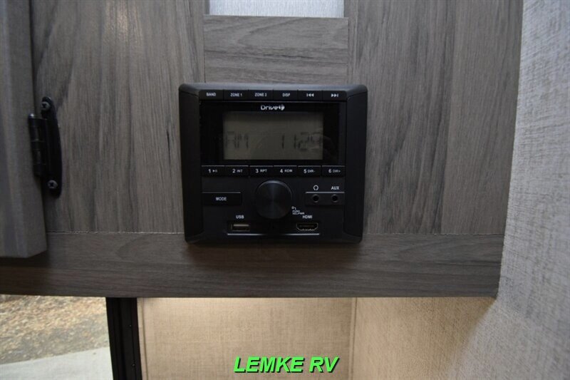 2022 Gulf Stream Enlighten 19BH   - Photo 23 - Rocklin, CA 95677