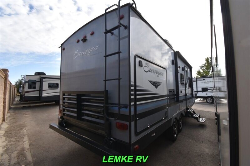 2017 Forest River Surveyor 243RBS   - Photo 8 - Rocklin, CA 95677