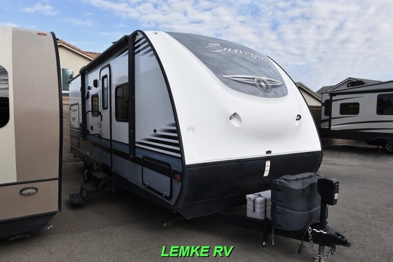 2017 Forest River Surveyor 243RBS   - Photo 1 - Rocklin, CA 95677