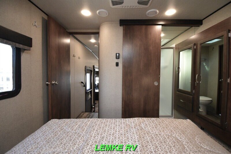 2019 Grand Design Reflection 303RLS   - Photo 19 - Rocklin, CA 95677