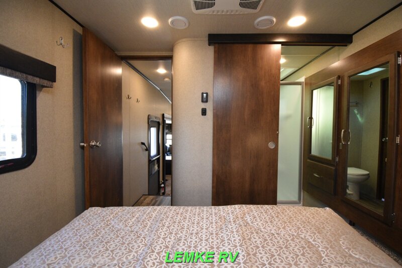 2019 Grand Design Reflection 303RLS   - Photo 22 - Rocklin, CA 95677