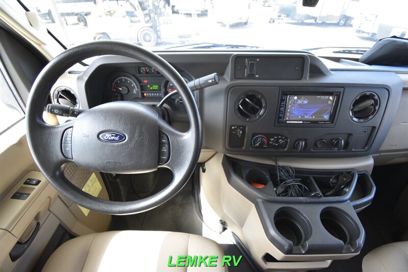 2017 Winnebago Minnie Winnie 26A   - Photo 18 - Rocklin, CA 95677