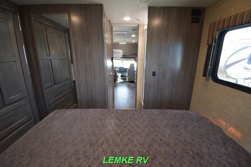 2017 Winnebago Minnie Winnie 26A   - Photo 23 - Rocklin, CA 95677