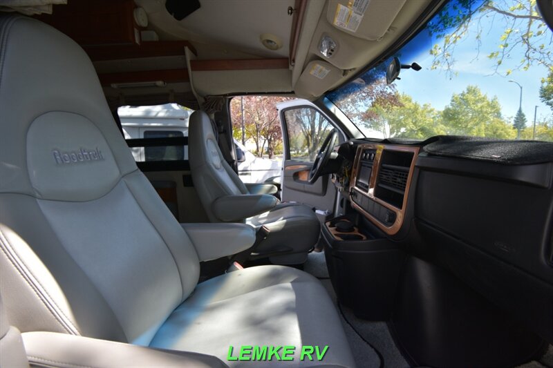 2009 Roadtrek Versatile 210   - Photo 22 - Rocklin, CA 95677