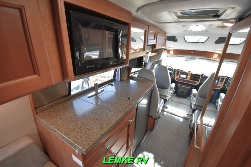 2009 Roadtrek 210 Versatile   - Photo 12 - Rocklin, CA 95677