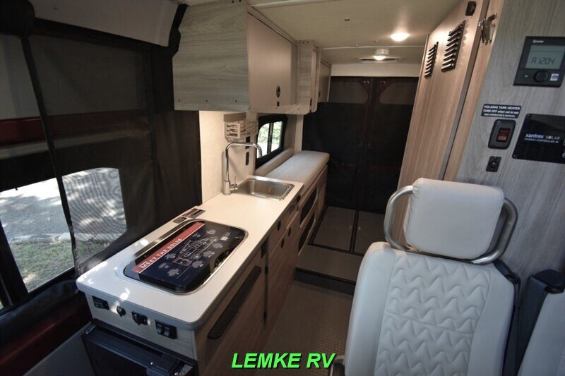 2022 Winnebago Solis 59P   - Photo 16 - Rocklin, CA 95677