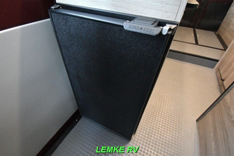 2022 Winnebago Solis 59P   - Photo 14 - Rocklin, CA 95677