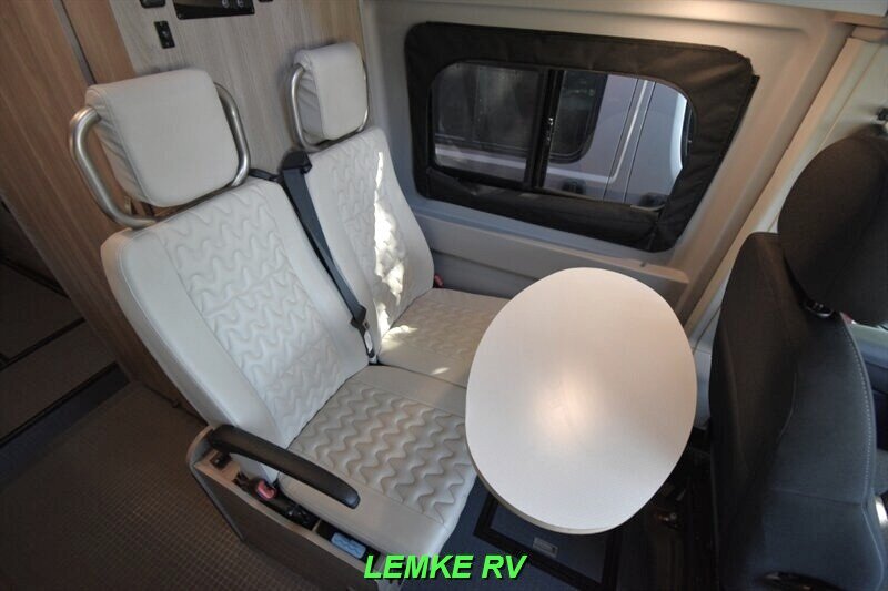 2022 Winnebago Solis 59P   - Photo 23 - Rocklin, CA 95677