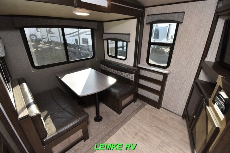 2018 Cruiser RV Shadow Cruiser 200RDS   - Photo 11 - Rocklin, CA 95677