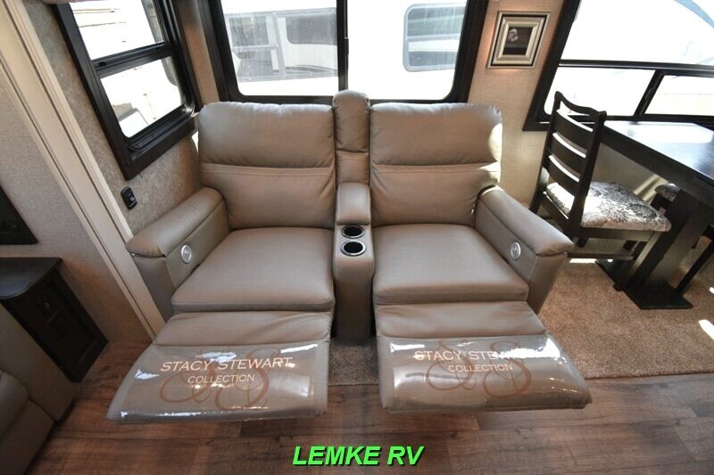 2021 Jayco Eagle HT 28.5RSTS   - Photo 22 - Rocklin, CA 95677