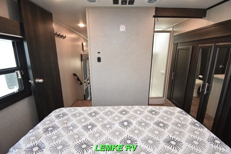 2021 Jayco Eagle HT 28.5RSTS   - Photo 19 - Rocklin, CA 95677