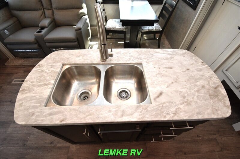 2021 Jayco Eagle HT 28.5RSTS   - Photo 25 - Rocklin, CA 95677