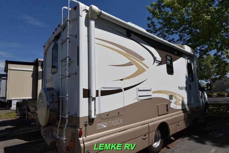 2013 Itasca Navion 24M   - Photo 8 - Rocklin, CA 95677