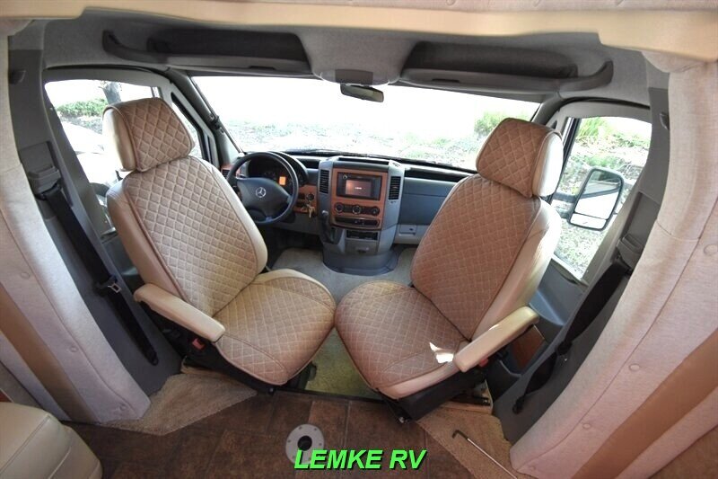 2013 Itasca Navion 24M   - Photo 19 - Rocklin, CA 95677
