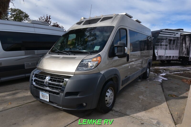 2018 Roadtrek Simplicity SRT   - Photo 6 - Rocklin, CA 95677