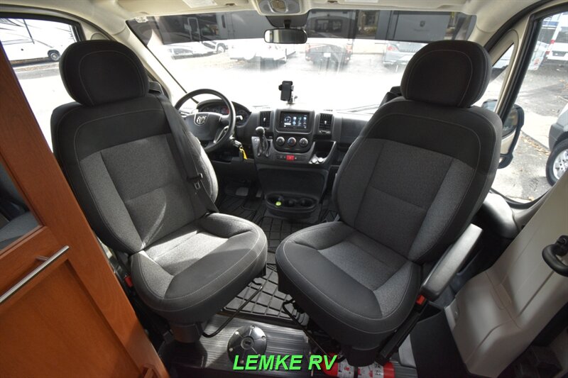 2018 Roadtrek Simplicity SRT   - Photo 24 - Rocklin, CA 95677