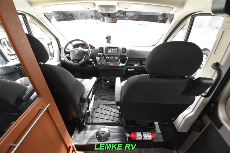 2018 Roadtrek Simplicity SRT   - Photo 22 - Rocklin, CA 95677