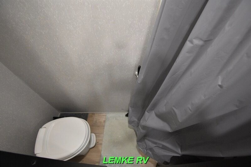 2021 Forest River Cherokee Wolf Pup 16HEBL   - Photo 20 - Rocklin, CA 95677