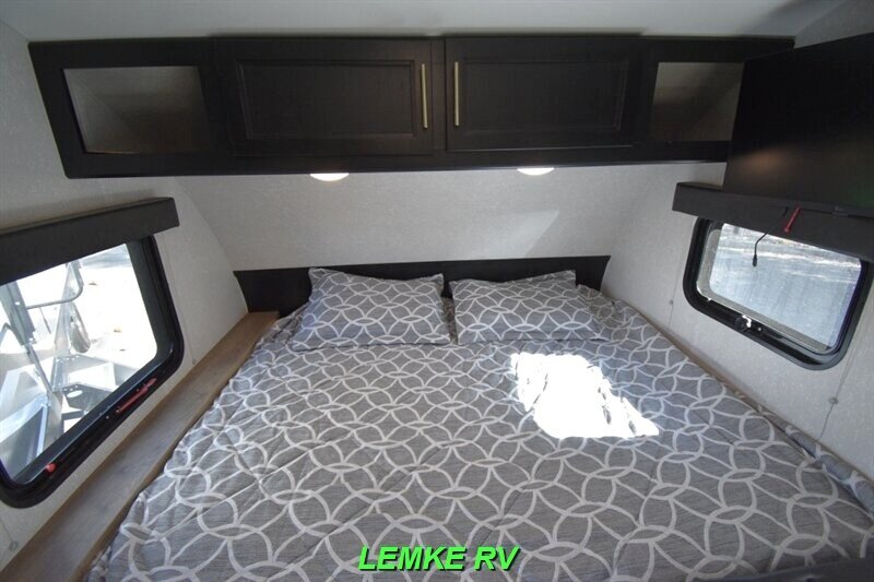 2021 Forest River Cherokee Wolf Pup 16HEBL   - Photo 15 - Rocklin, CA 95677