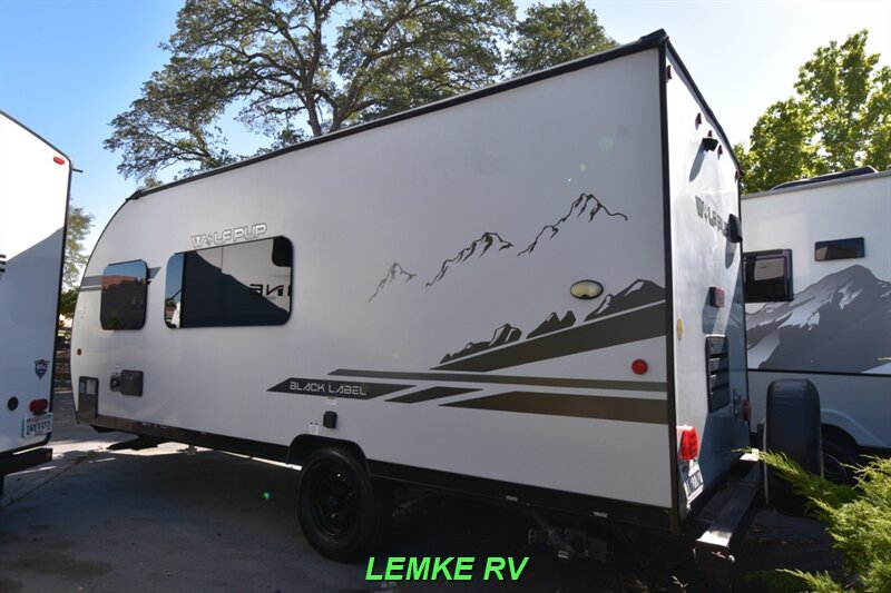 2021 Forest River Cherokee Wolf Pup 16HEBL   - Photo 7 - Rocklin, CA 95677
