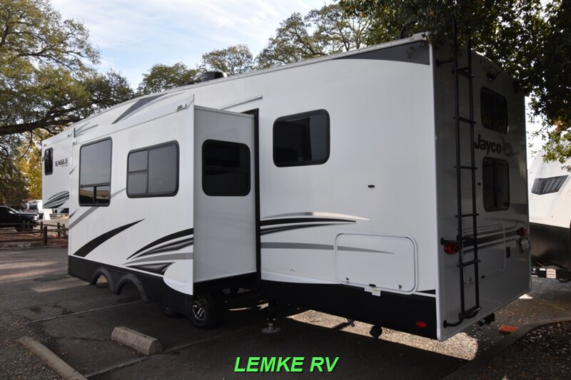 2021 Jayco Eagle HT 29.5BHDS   - Photo 7 - Rocklin, CA 95677