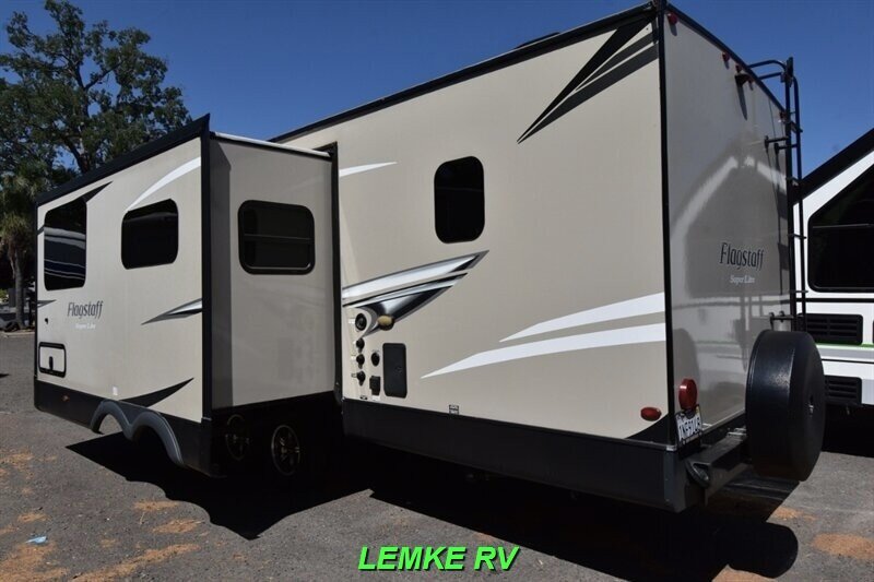 2020 Forest River Flagstaff Super Lite 27BHWS   - Photo 6 - Rocklin, CA 95677