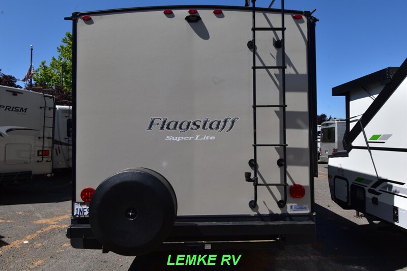 2020 Forest River Flagstaff Super Lite 27BHWS   - Photo 7 - Rocklin, CA 95677